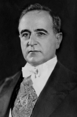 Präsidentenfoto von Getúlio Vargas, nach dem die Vargas-Ära benannt wurde, eine Zeit, die durch die Spaltung der brasilianischen Geschichte geprägt ist. 
